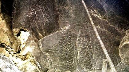 Templo de la fertilidad hallado en el valle del Palpa que representa figuras humanas.