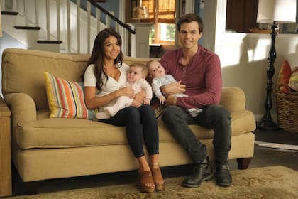 El crecimiento de los personajes más jóvenes del elenco a lo largo de la década que estuvo en el aire el ciclo es uno de los aspectos más logrados de Modern Family