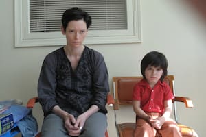 Adiós a la santa abnegada y la madrastra monstruosa: el cine frente al fin de un mito sagrado