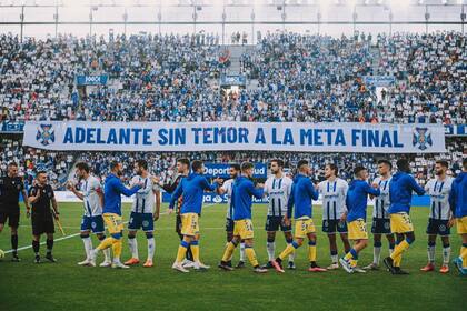 Tenerife y Las Palmas, el duelo que conmociona a las Canarias