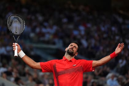 Tenis/Wimbledon: Sinner y Djokovic vuelven a encontrarse en semifinales de Wimbledon