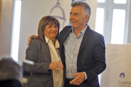 Tensión entre Bullrich y Macri por el juego ambiguo del expresidente