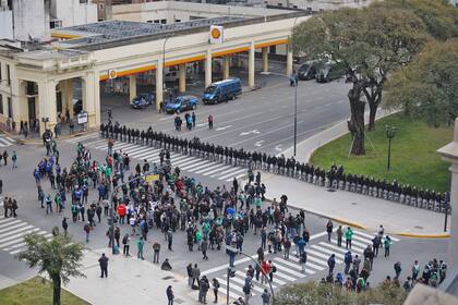 Tensión tras el despido de 548 personas en el Ministerio de Agroindustria