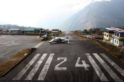 Tenzin-Hillary en Lukla, Nepal