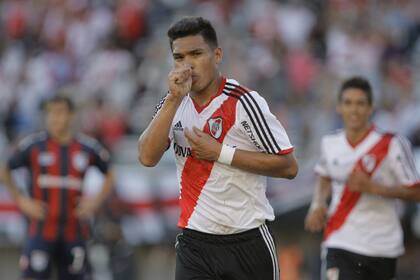 Teo, de vacaciones, aún es una incógnita en River