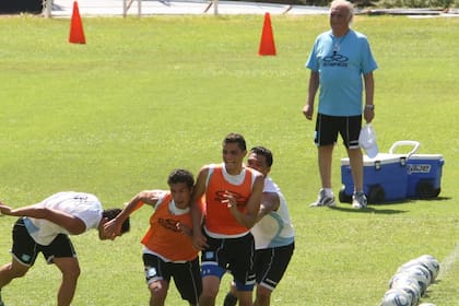 Entrenamiento en Racing de aquellos años, con Gio Moreno, Teo Gutiérrez y Alfio Coco Basile