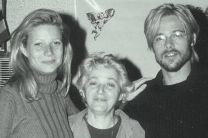 Teresa con Brad Pitt y Gwyneth Paltrow en medio del rodaje de Siete años en el Tibet en Mendoza