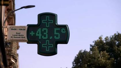 Termómetro en la ciudad de Toulouse durante una ola de calor en Francia.