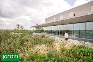 Así es el parque sustentable que rodea a las oficinas de Disney en Pilar