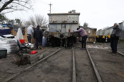 Terrenos ferroviarios tomados en Victoria, en el Ramal Mitre