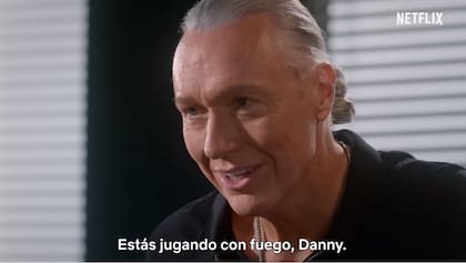 Terry Silver, interpretado por Thomas Ian Griffith, es el villa de la quinta temporada de Cobra Kai (Netflix)