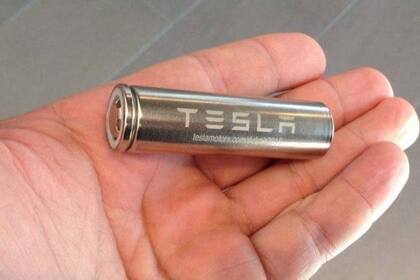 Tesla les lleva tres años de ventaja a sus principales rivales en el desarrollo de las baterías eléctricas