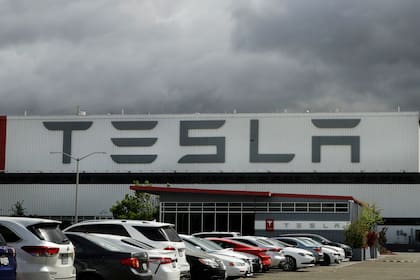 Tesla lanzó una masiva búsqueda laboral en todo el mundo