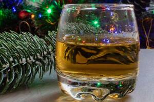 Testimonio de un joven que tomó whisky adulterado; la botella se la habían regalado a un tío (Foto: IStock)