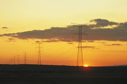 Tether comenzó a tener escasez de suministro de la red eléctrica en Uruguay