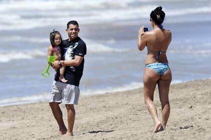 Tevez espera por la definición de su futuro