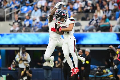 Texans aseguran un lugar en playoffs, eliminan a Colts y dan a Broncos el título divisional