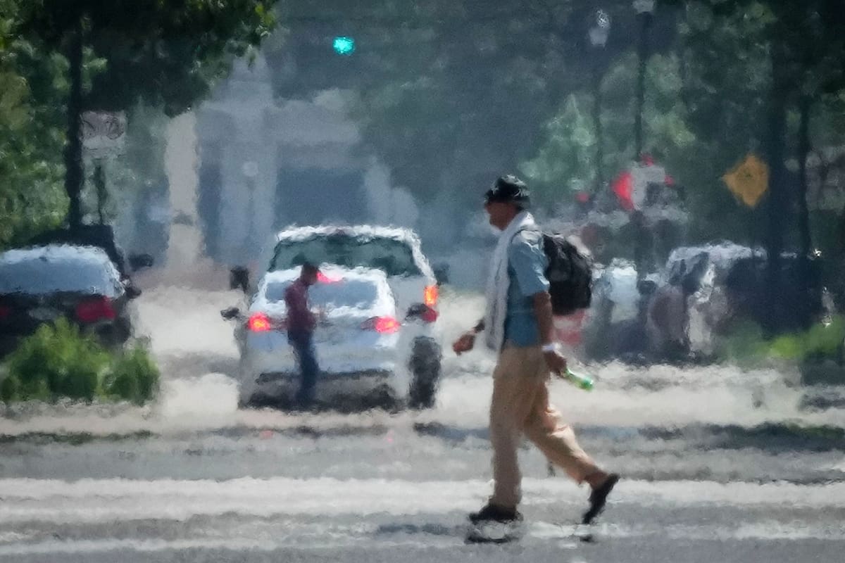 Texas enfrentará un verano con temperaturas hasta 2 °C por encima del promedio histórico y un nivel de precipitaciones muy por debajo del habitual, según el Old Farmer’s Almanac