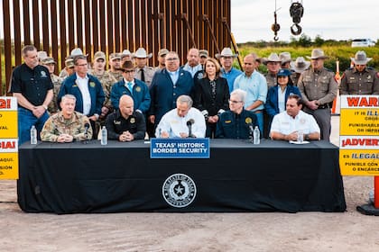 Texas ha sido criticado por las medidas históricas tomadas para fortalecer los esfuerzos de seguridad fronteriza