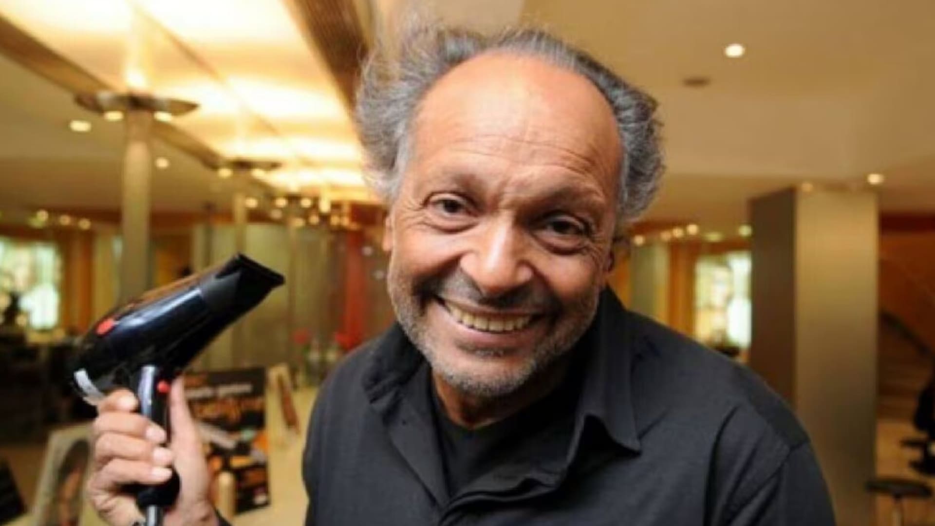 Tez trigueña y sonrisa de blanco inmaculado. Roberto Giordano fue un hombre carismático que construyó un imperio y se convirtió en una figura popular
