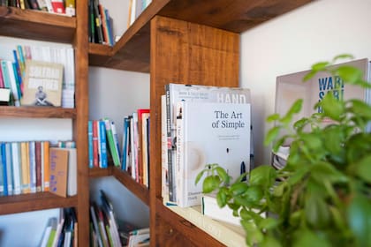 "The Art of Simple" es el libro en el que se inspiraron para darle el nombre a Calmer.