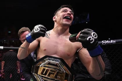 "The Assasin Baby" es multicampéon de la UFC