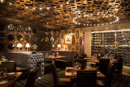 The Barrymore: ambiente formal y buena cocina.
