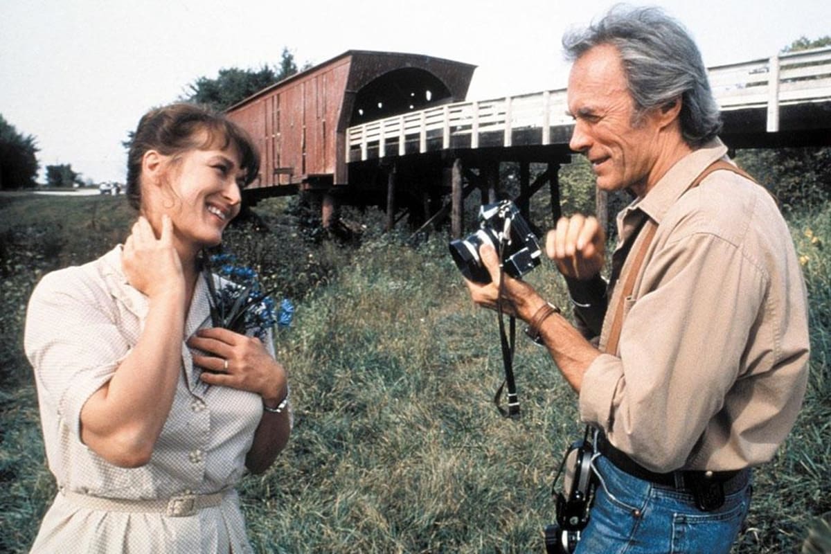 The Bridges of Madison County, es una película estadounidense dirigida por Clint Eastwood e interpretada por él y Meryl Streep.