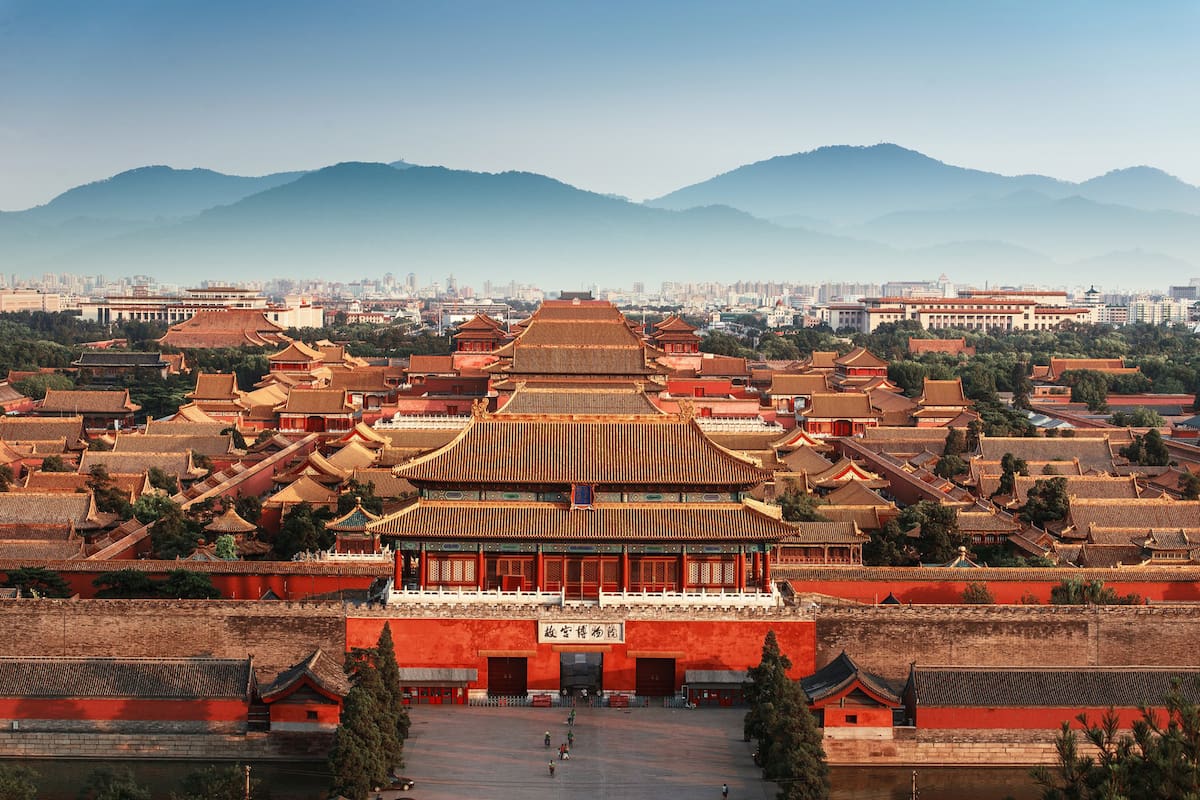 The Forbidden City was the Chinese imperial palace from the Ming dynasty to the end of the Qing dynasty (1420-1912) and ordinary people were not allowed in without permission. It served as the home of emperors and their households as well as the ceremonial and political centre of Chinese government for almost 500 years.
Keywor