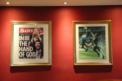 The Hand of God (La Mano de Dios) - El pub dentro de la embajada británica en Buenos Aires