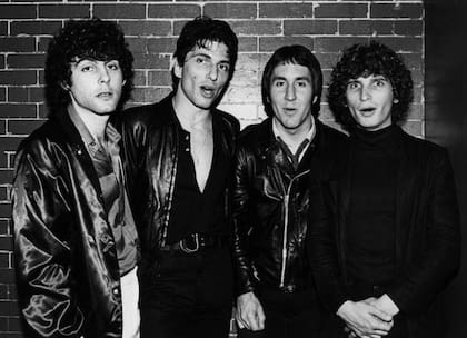 The Knack y una canción muy personal para su frontman
