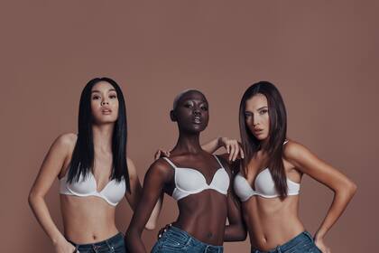 The LYCRA Company launches a revolutionary new targeted shaping innovation for stretch denim at Kingpins Amsterdam Spring 2024: LYCRA FitSense® denim technology. (Photo: Business Wire)