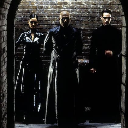 "The Matrix" es una de varias obras de ficción que juegan con las dudas sobre la realidad. Su premisa es que toda la raza humana ha sido colocada en cubas gigantes y alimentada con una realidad virtual de la mano de una inteligencia artificial maligna