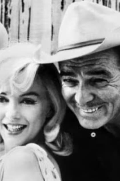 The Misfits, es la historia de una mujer a punto de divorciarse, que decide viajar hasta Nevada, donde conoce a dos vaqueros. Montgomery Clift, Marilyn Monroe y Clark Gable fueron los protagonistas de la película dirigida por John Huston con el guion de Arthur Miller.