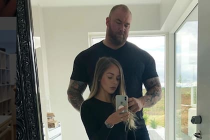 The Mountain se casó con una chica que conoció en Canadá