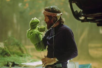 Jim Henson, el creador de los Muppets, con la queridísima Kermit, o René, como la conocimos en Argentina por décadas