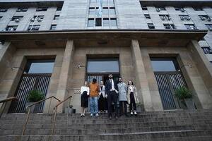 The Reckoning Project, una ONG ucraniana que recopila casos de tortura durante la guerra, junto con la víctima, presentó una denuncia penal contra oficiales rusos ante el Poder Judicial Federal de Argentina el 15 de abril