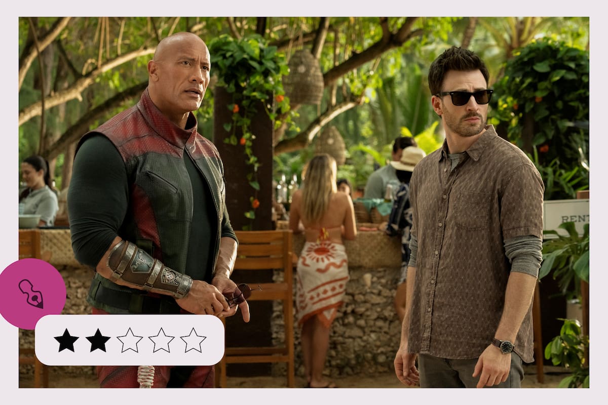 The Rock y Chris Evans, los protagonistas de Código: traje rojo, estreno de este jueves 7