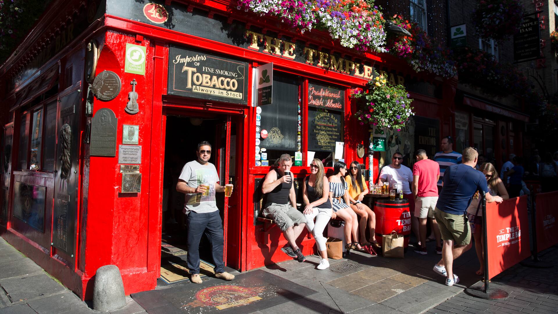 The Temple Bar abrió en 1840 y es el pub más icónico de Irlanda.