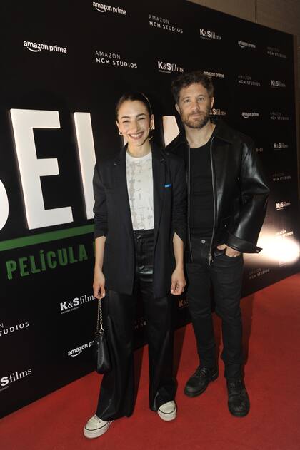 Thelma Fardin asistió junto a su pareja, el actor Nico Riera