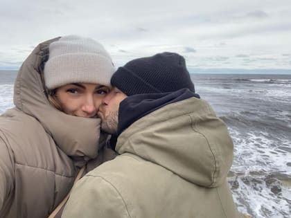 Thelma Fardín y Nicolás Riera juntos en Chapadmalal