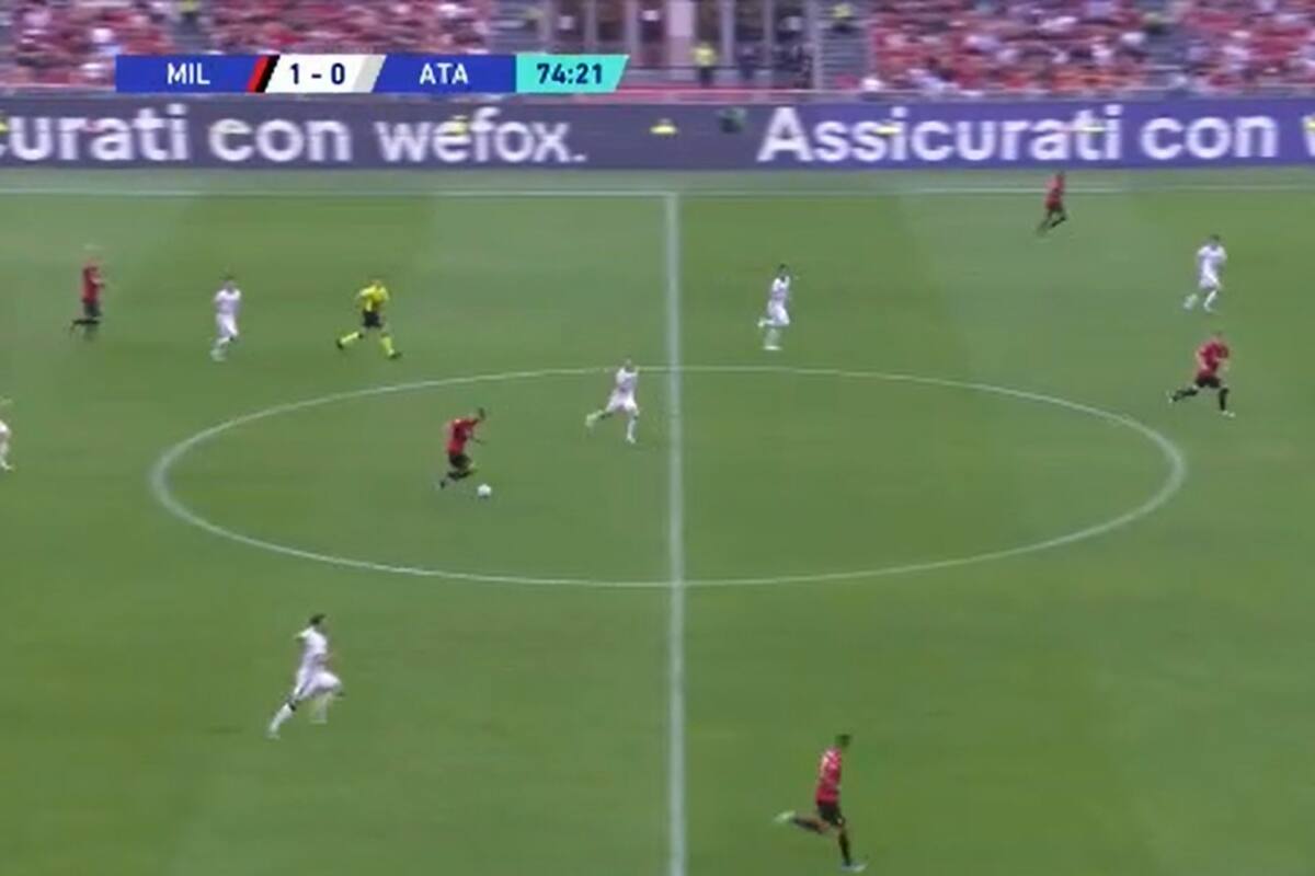 Theo Hernández ya arrancó con la pelota en su campo; terminará con un golazo para Milan