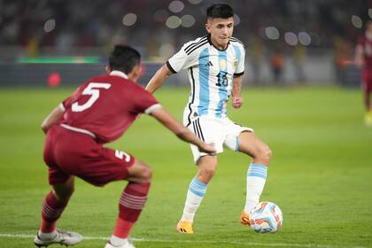 Thiago Almada es el único campeón del mundo en Qatar 2022 que integra la selección argentina Sub 23 para el Preolímpico