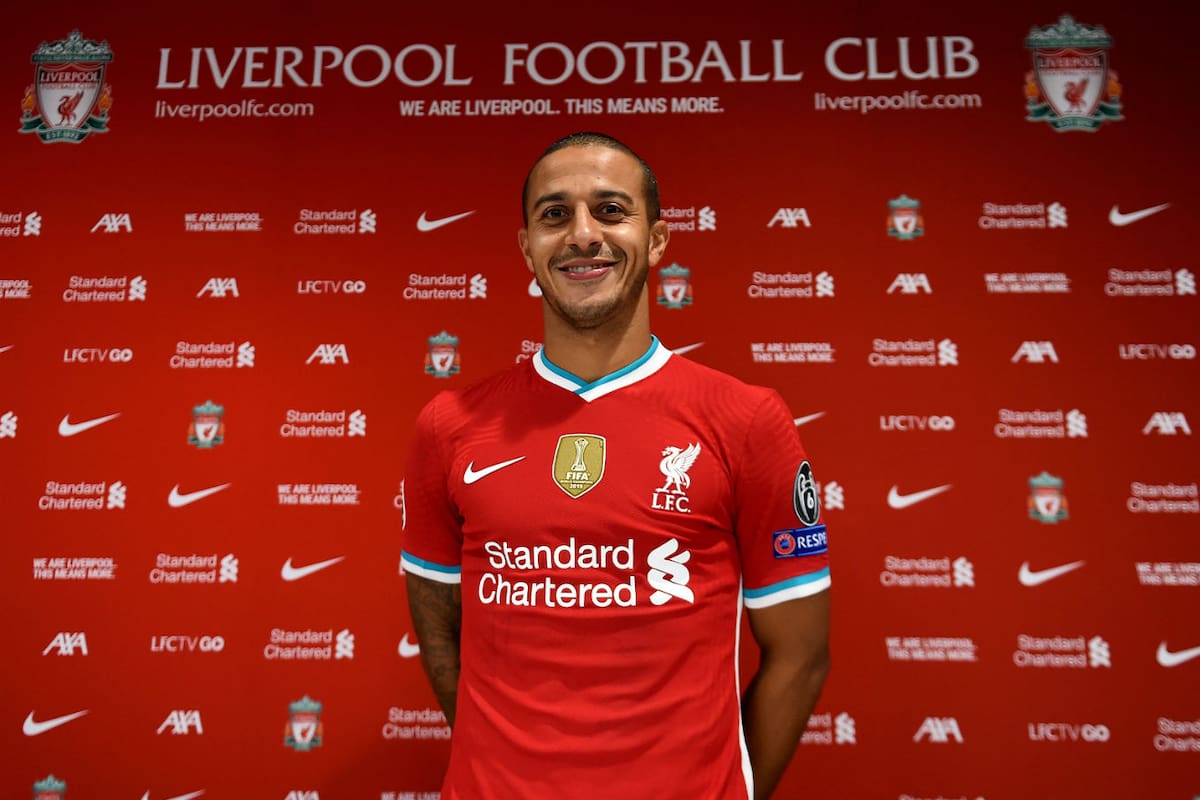 Thiago firmó hasta 2024 con Liverpool