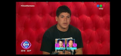 Thiago nominó al Conejo y a Ariel