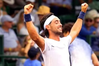 Tirante dio el gran golpe: venció a un top ten y se enfrentará en semifinales con Burruchaga