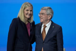 Thomas Bach recibió un salario de US$350.000 en 2024, muy por debajo de otros líderes deportivos