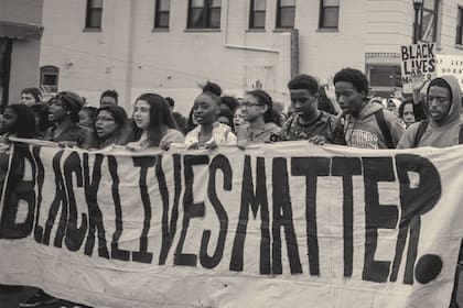 Thomas Sowell fue uno de los primeros en denunciar, hace más de 50 años, los movimientos políticos de moda como el actual Black Lives Matter, porque estas iniciativas, sostuvo, solo apelaban a crear culpa en los blancos