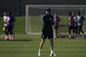 El curioso pedido del DT al plantel para vencer a un "rival extra" y romper una racha de 60 años con Inglaterra