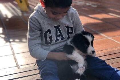 Tian y su perrita Aria